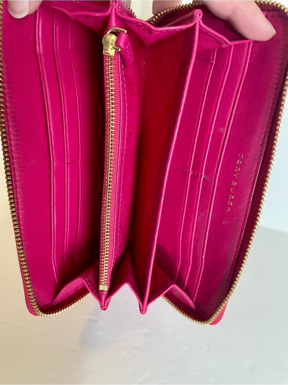 Tory Burch Pink Embossed Wallet - Picture 3 of 5